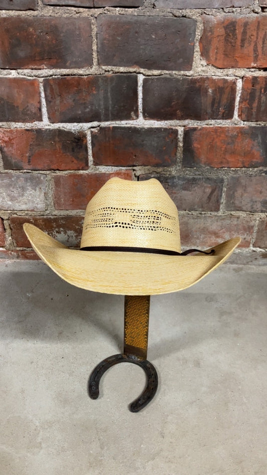Twister Brown Pre-Shaped Bangora- 4 1/4" Brim