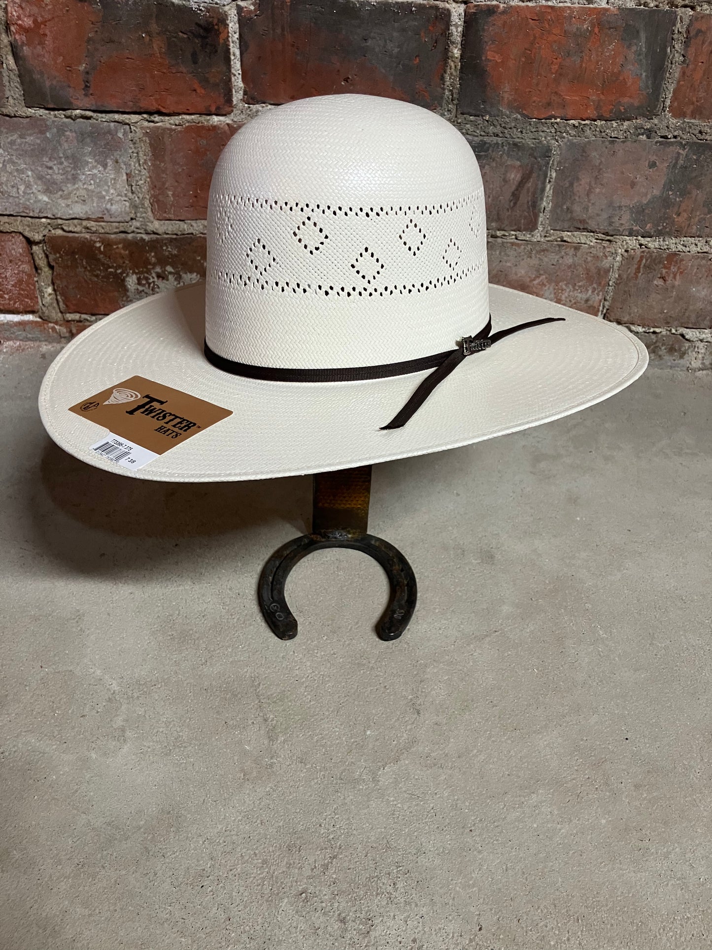 Twister Shantung Multi Diamond- 4 1/4" Brim