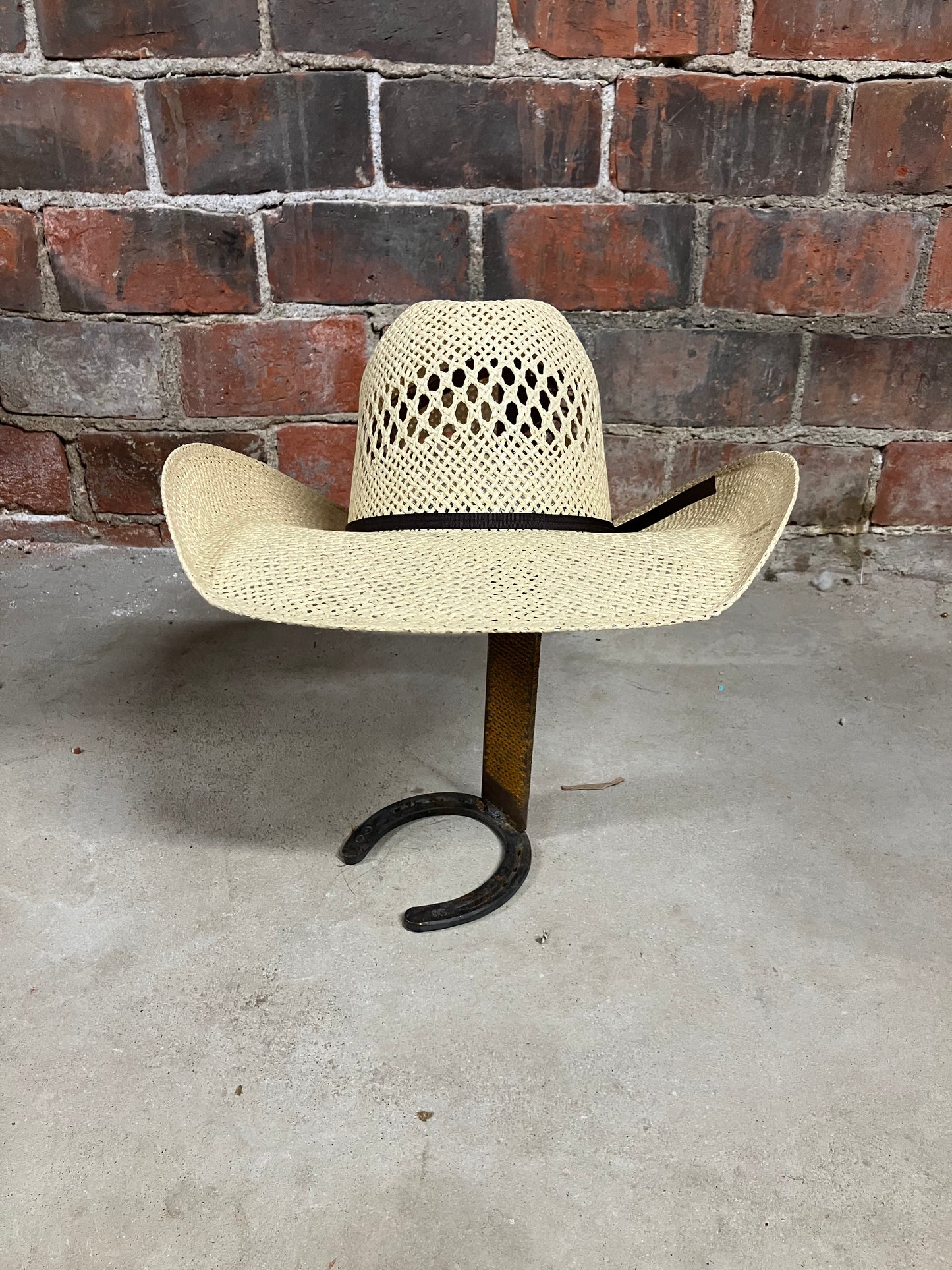Twister Jute Straw Hat- 5" Brim