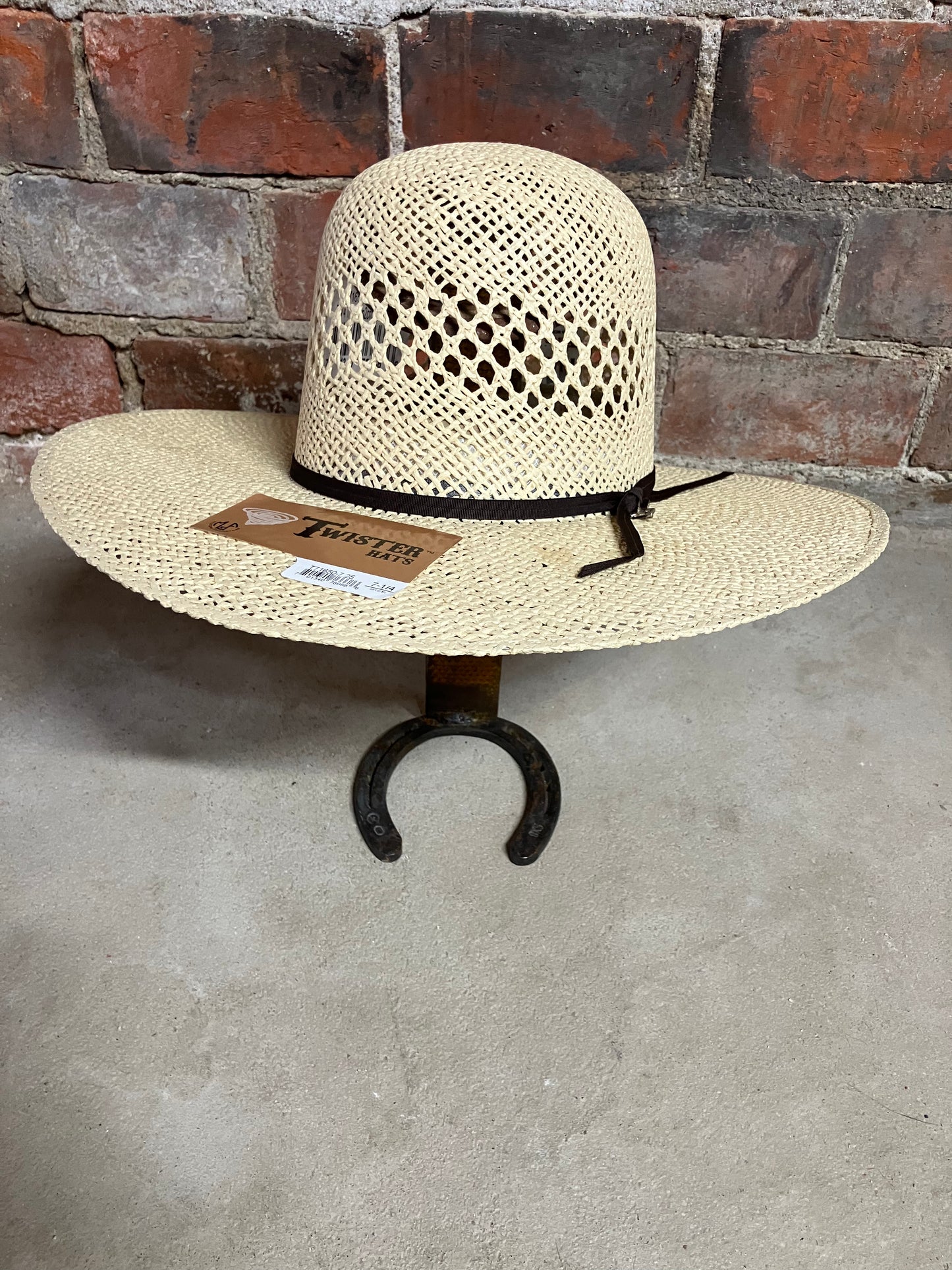 Twister Jute Straw Hat- 4 1/2" brim