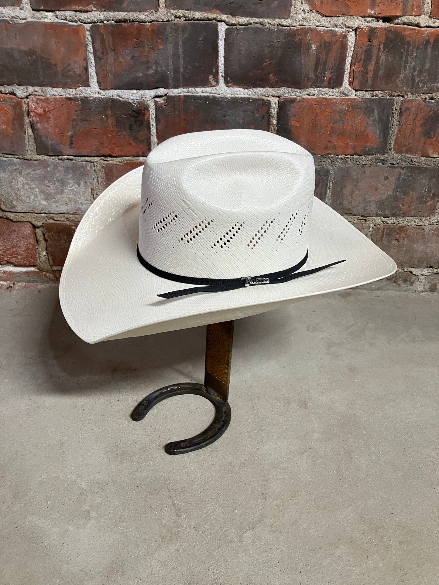 Twister Shantung Dash- 4 1/4" Brim