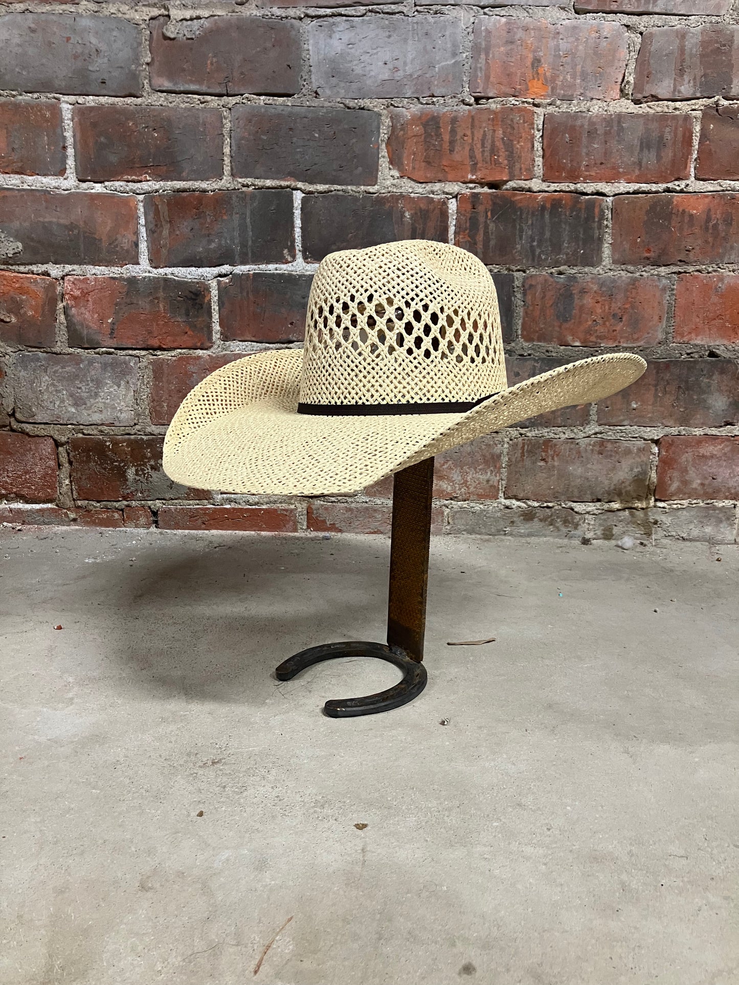 Twister Jute Straw Hat- 5" Brim